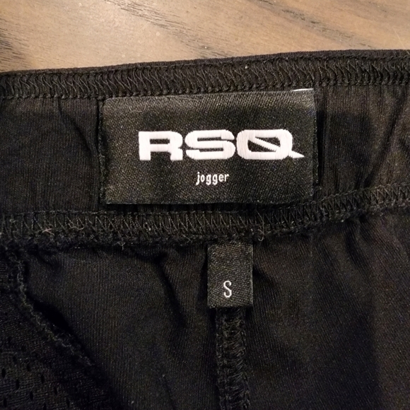 Tilly's Black RSQ Men's Active Jogger pants with Elastic Waist and Cuffs Size S - Picture 9 of 12